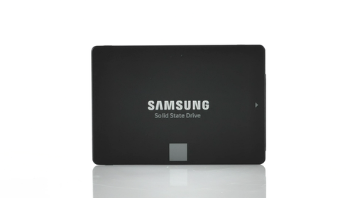 Samsung 870 EVO 2 TB SSD 2,5" MZ-77E2T0 unità a stato solido nuovissima + lotto in scatola - Video 1 di 1