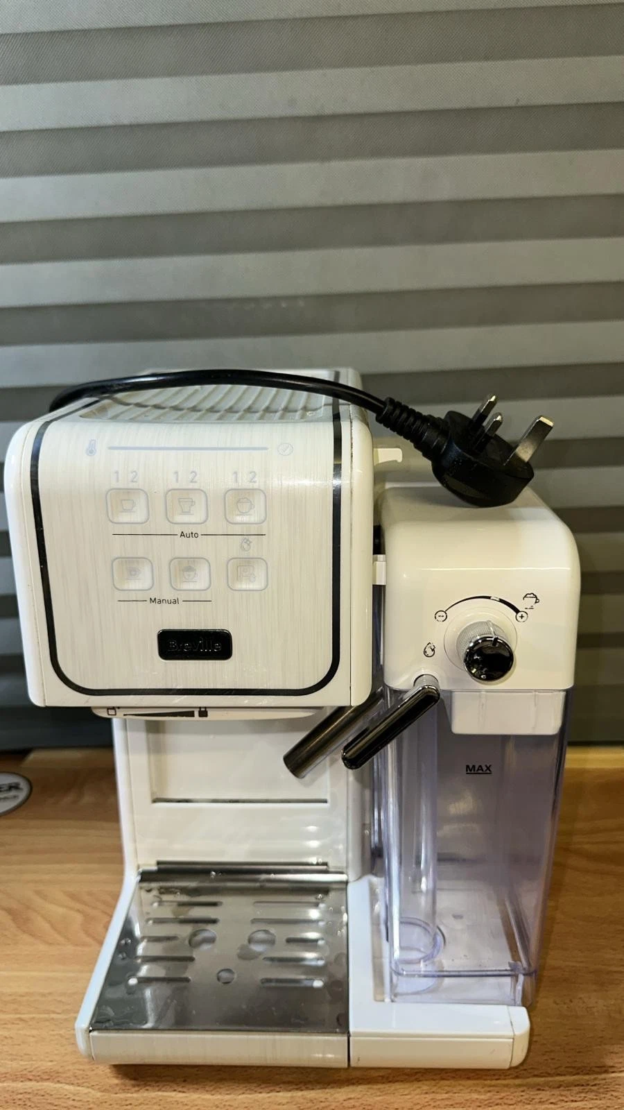 Breville -One Touch Coffeehouse II Coffee Machine ground Slightly Used Working