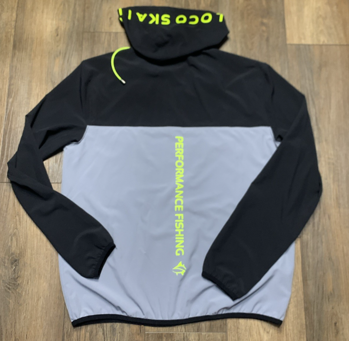 737196_7