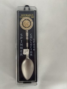 Souvenir Spoon SEATTLE, WASHINGTON - SPINNER - In Box