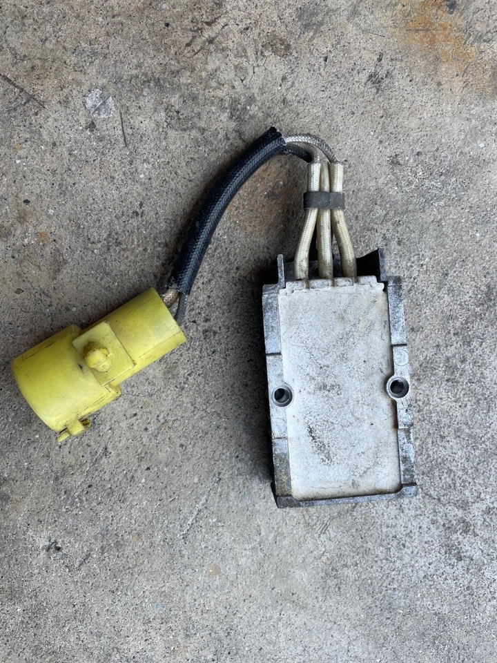 84-88 Toyota Corolla MR2 Celica 4AGE 3S 2S резистор топливной форсунки 28515-52010 - Изображение 2 из 3