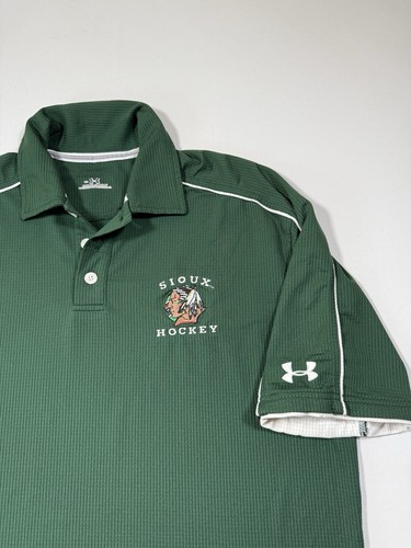 North Dakota Fighting Sioux Polo Shirt Mens Small Green Under Armour NCAA Logo - Picture 2 of 8