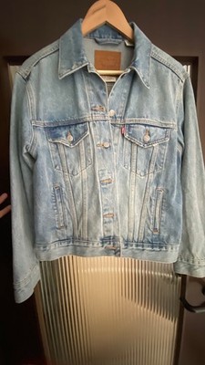 Damen Jeansjacke Levis Strauss Gr. S, neuwertig, ungetragen