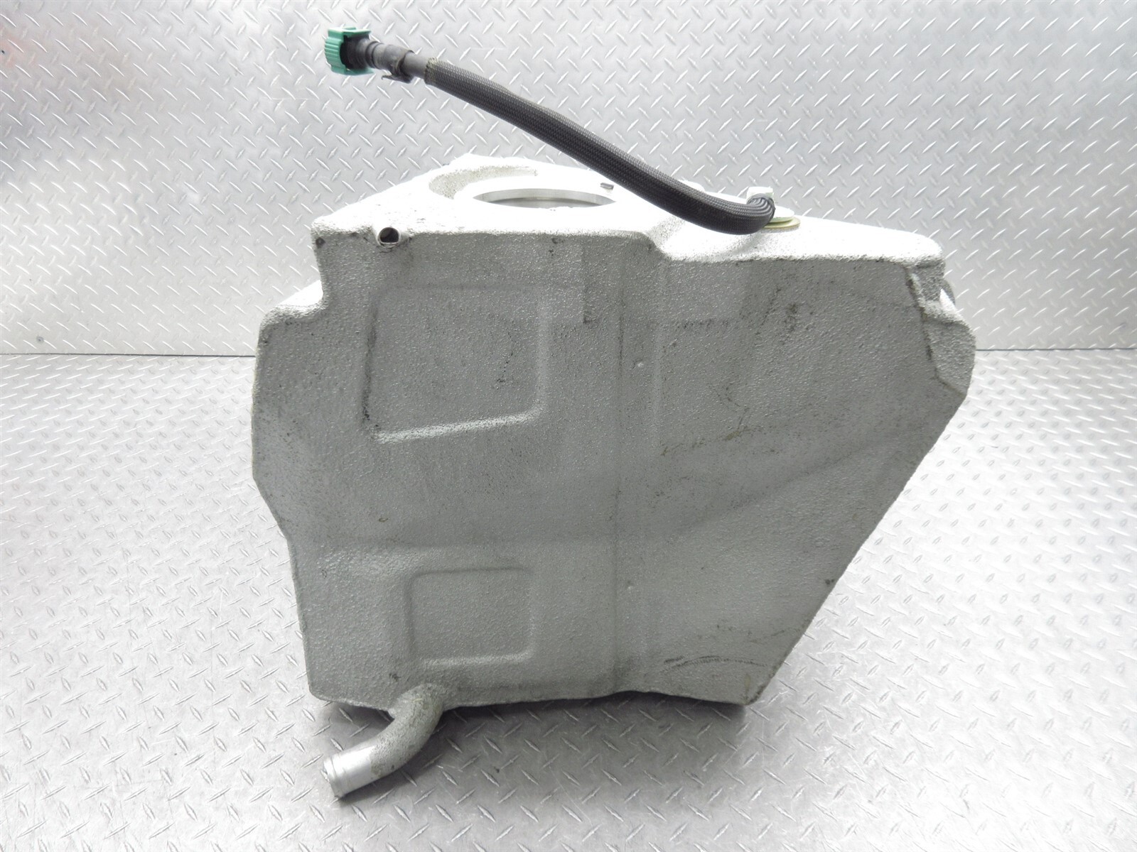 2008 Ferrari F430 Spider 194346 RH Right Passenger Side Fuel Gas Petrol Tank