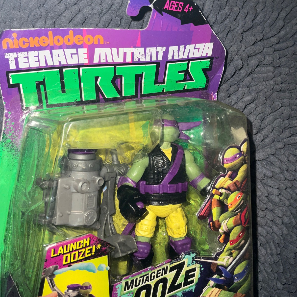 TEENAGE MUTANT NINJA TURTLES MUTAGEN OOZE ACTION FIGURE