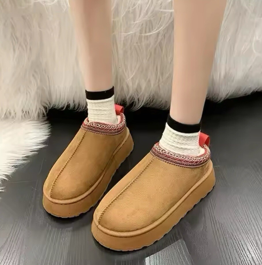 SAOLA Slippers Snow Boots UGG Dupe Brand New Cashmere Thick Sole Taglia 39