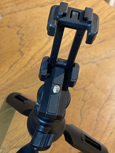 Promaster Hitchhiker Convertible Tripod - Picture 4 of 5