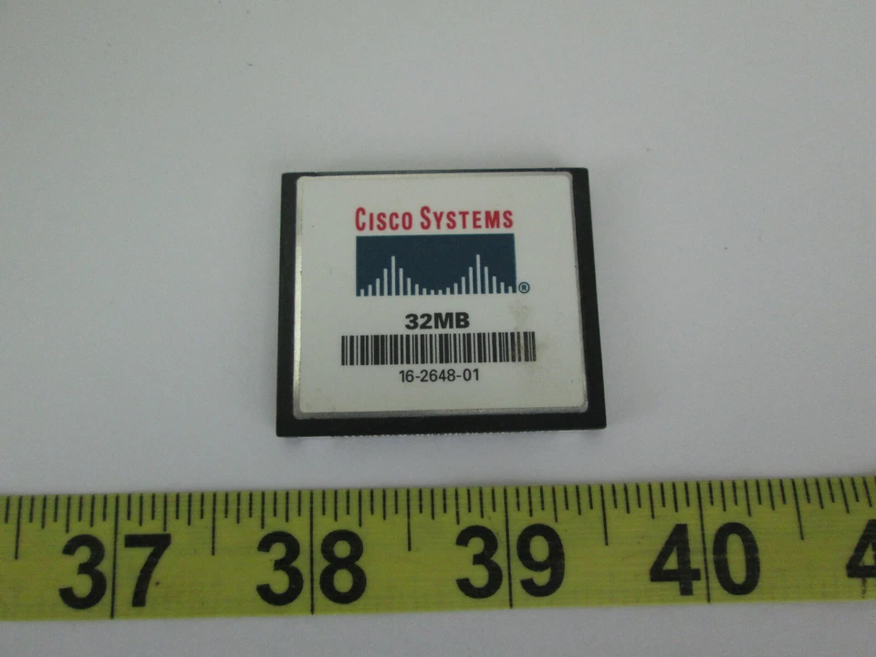 Cisco 1800 Series Integrated Services Router 341-0135-02 1811 w 32MB Flash Card - Image 2 of 4