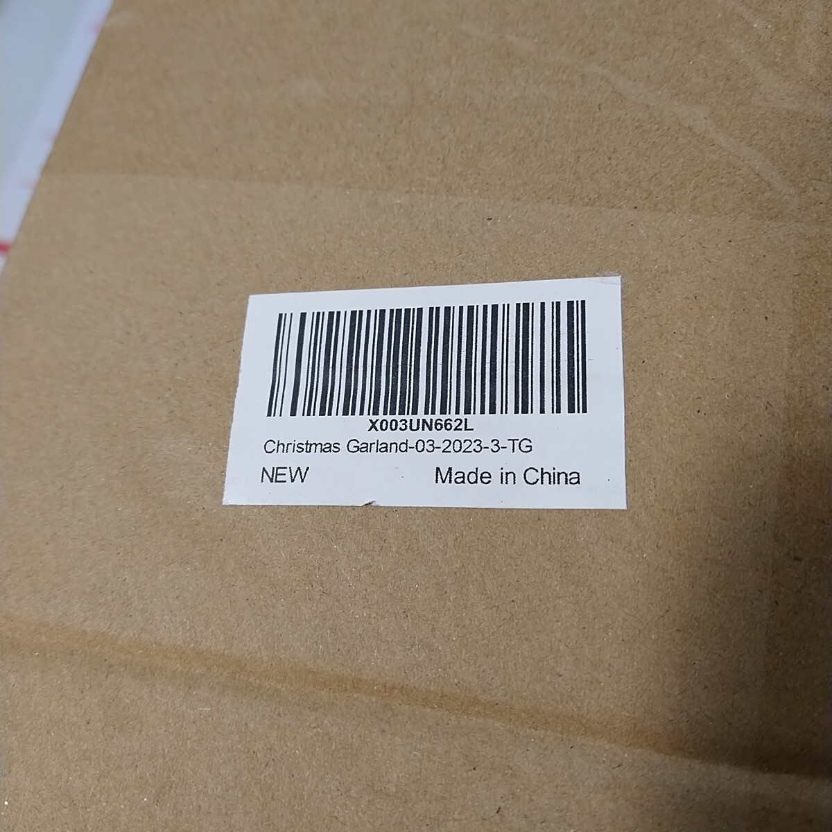 9 FT Prelit Christmas Garland with 100 LED Lights, 8 Modes 3AA Battery Operated 