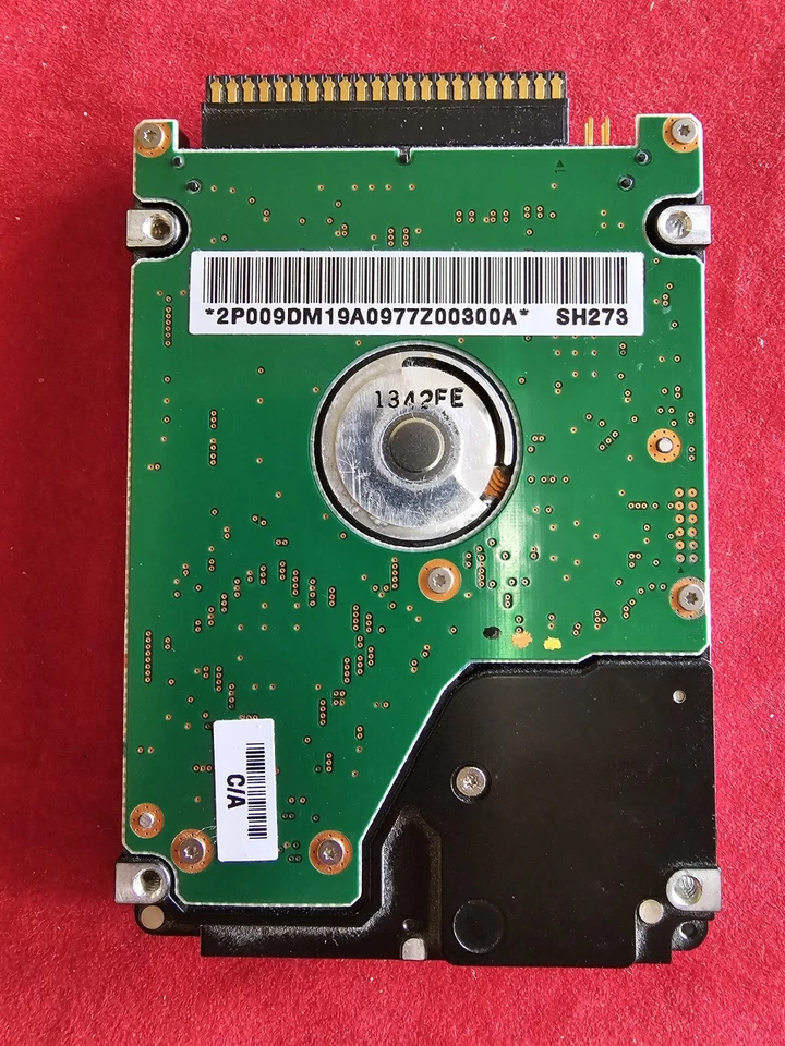 Hitachi 30GB & 60GB & 80GB & Toshiba 40GB 2.5" Hard Drives Preowned 4 Total - Image 4 of 4