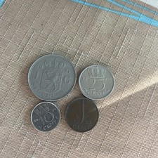 4 Netherlands, 1963 25 Cents , 1971 Gulden, 1952 Cent, 1975 10 Cents  Coins