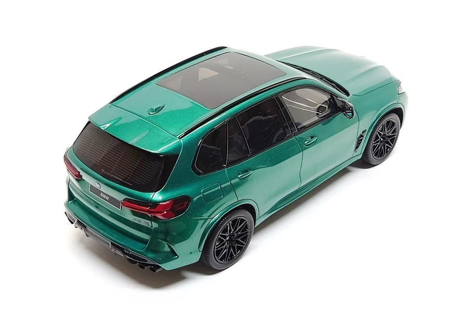 BMW X5 M Competition GT Spirit 1:18 en verde Isla de Man (GT490) Foto 4 de 4