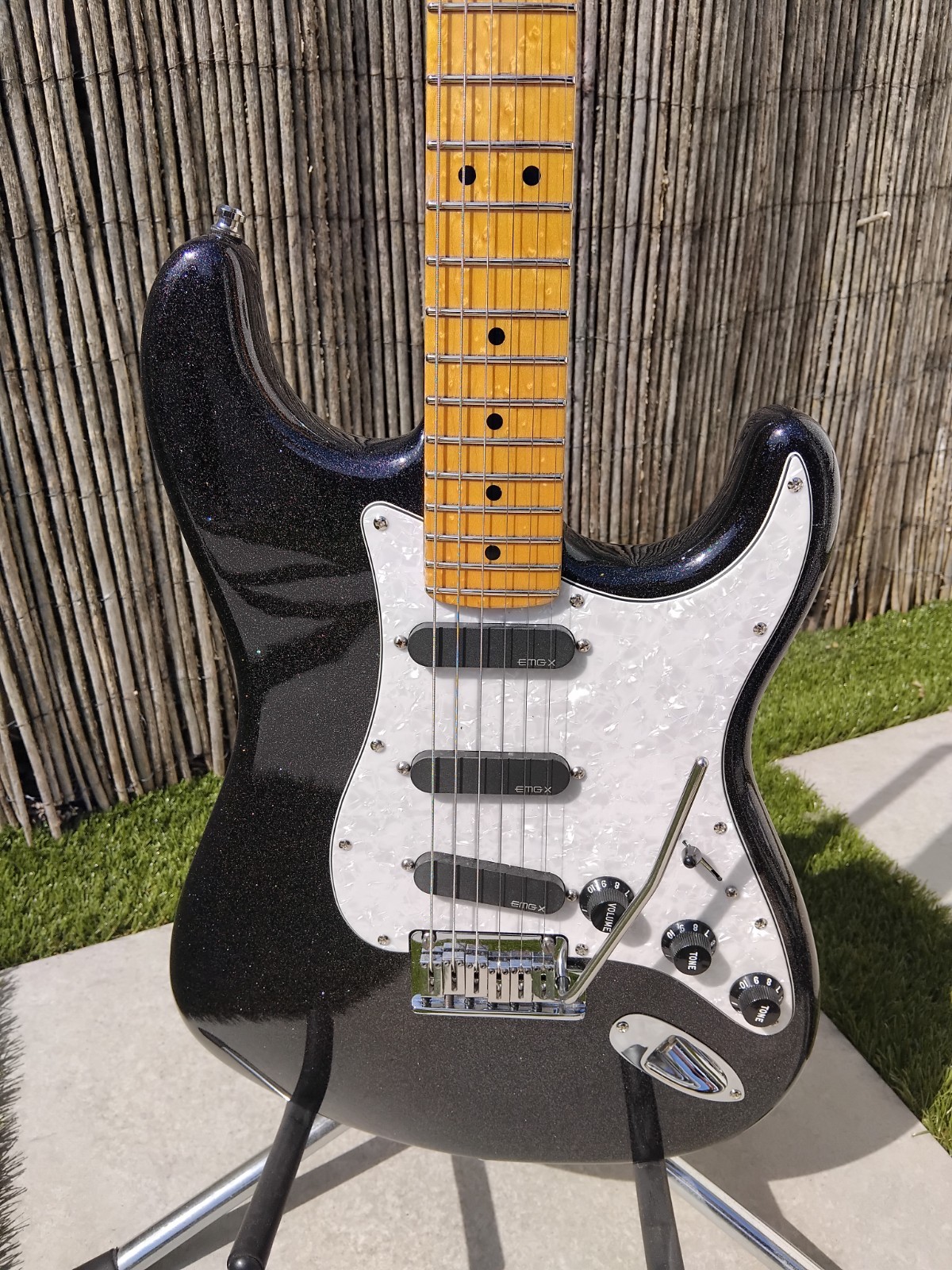 Fender Custom Shop Stratocaster DLX Guitar – Year 2009