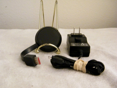 GENUINE GOOGLE CHROMECAST (2ND GEN) HDMI MEDIA STREAMER WITH ADAPTER (NC2-645)