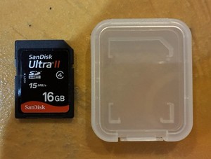 SanDisc Ultra II 16GB 15MB/s Class 4 Memory Card w/Case