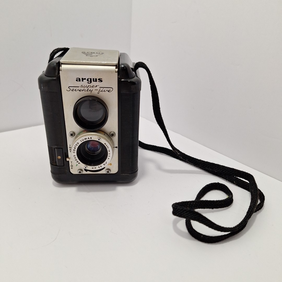 Vintage Camera Argus Super Seventy Five, Super 75 Argus Camera