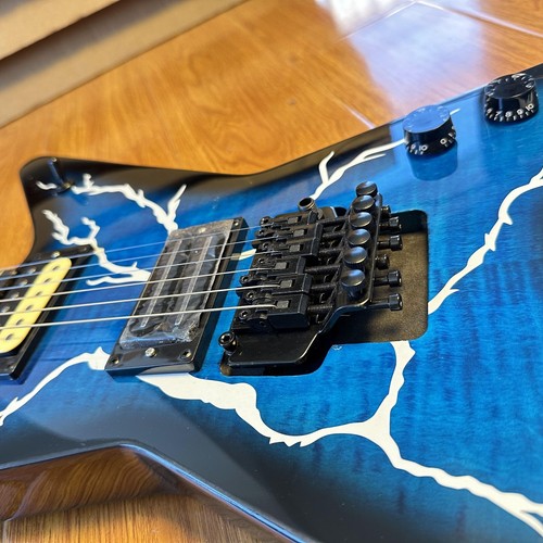 White Linghtning Dimebag Darrel Dean ML Shaped Electric Guitar Floyed Rose Solid - Picture 11 of 22