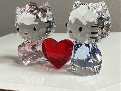 Swarovski Sanrio Hello Kitty & Dear Daniel 5428570 Mint.