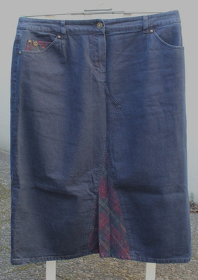 Basler Rock Gr. 42 dunkelblau Jeans Schottenmuster - gut erhalten