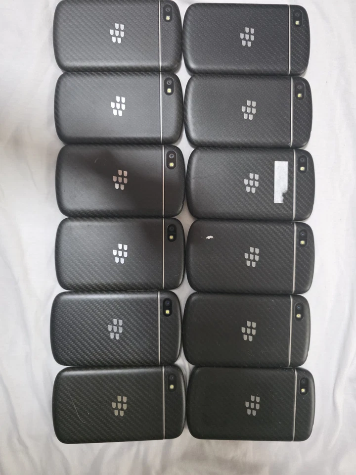 BLACKBERRY Q10 (UNLOCKED) + Good Deal+ ON SALE !! - Image 2 of 2