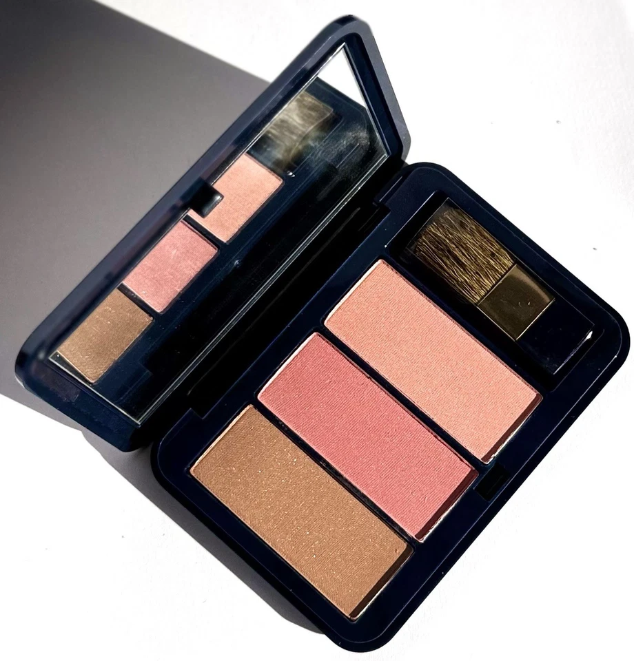 Estee Lauder Bronze Goddess Soft Matte Bronzer Pure Color Blush Palette 7,5g - Bild 2 von 3