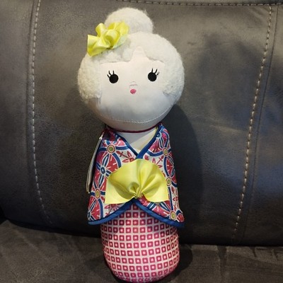 Dora Designs Türstopper weißhaarige Puppe japanischer Kimono Kokeshi Wohndeko neu