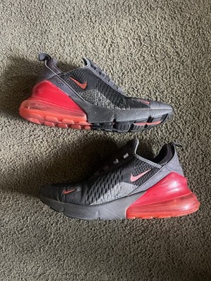 Nike Air Max 270 Men's Slip-On Low Top Sneakers Black/Gray/Red