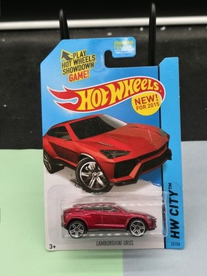 METALLIC RED Lamborghini URUS. HW City 2015. CFG93. New in Blister Pack!