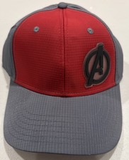 Marvel Avengers Logo Flex Fit style Baseball Cap Hat Gray  Red W/Rubber Logo