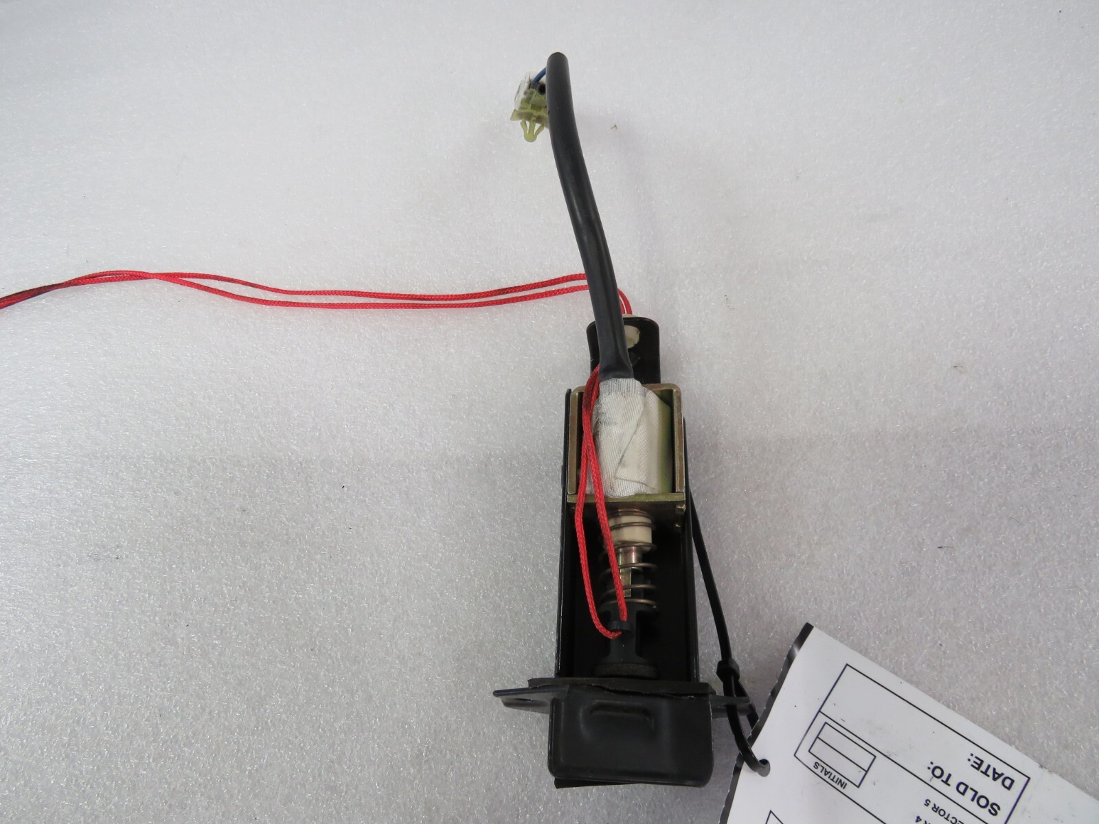 Maserati M138, Spyder, Fuel Door Popper, Used, P/N 66241700