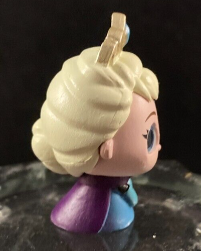 Disney Doorables - Elsa - Frozen - Series 5 - Common - Picture 3 of 5