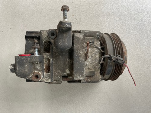 2003 Kia Sorento 3.5L AC Compressor - Picture 2 of 5