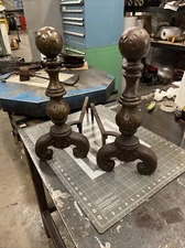 Vintage Antique Cast Iron Cannon Golf Ball Style Footed Fireplace Andirons (n7n9