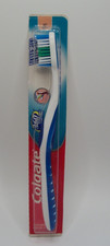 Colgate 360  Toothbrush with Tongue and Cheek Cleaner, SOFT Whole Mouth Clean