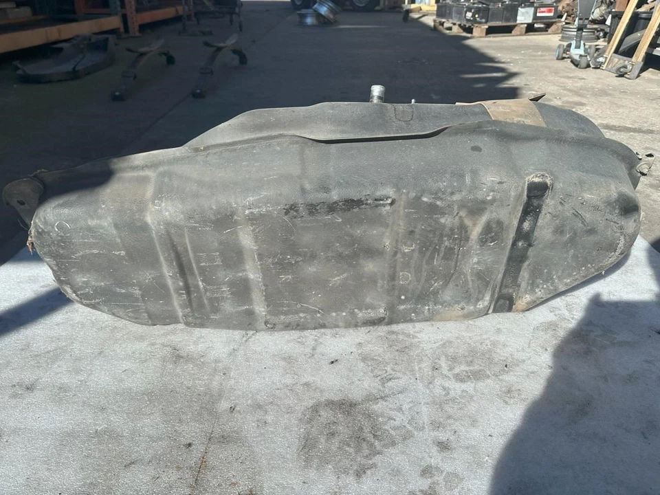 2003 TOYOTA TACOMA GAS FUEL TANK BARE 4x4 EXTENDED CAB - Image 2 of 4