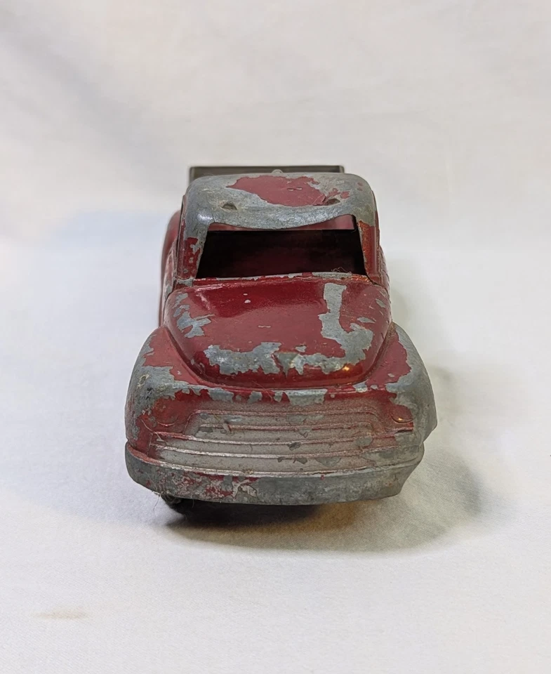 Vintage STRUCTO Red Pickup Truck For Carrier Transporter 6" Pressed Steel Toy - Image 3 of 4