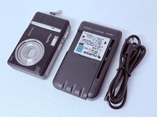 Fujifilm FinePix 5.2 6.3-18.9 Compact Digital Camera Tested Working Seller Japan