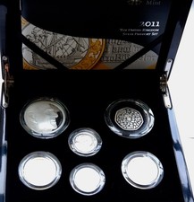 2011 Silver PIEDFORT Set Mary Rose James Bible £2 Edinburgh Cardiff £1 WWF 50p