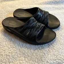 Oofos Ooahh Sport Slide Sandals Camo Comfort Recovery Slides W 10 M 8 Black gray