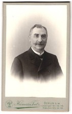 Fotografie Hermann Tietz, Berlin-SW, Leipziger-Strasse 46-49, Portrait älterer  