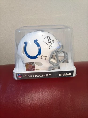 PEYTON MANNING SIGNED INDIANAPOLIS COLTS CAMO MINI HELMET BECKETT BAS