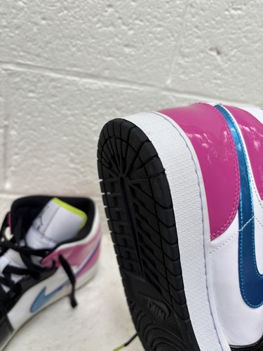 Nike Air Jordan 1 Mid SE Cyber Active Fuchsia 2020 Size 13 CZ9834-100 - Picture 11 of 19