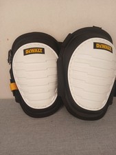Dewalt White Hard Shell Gel Knee Pads, Large
