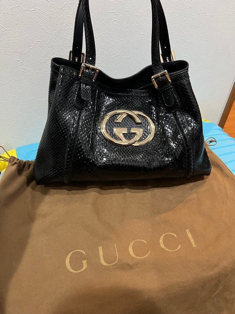 GUCCI Leather Tote Bag Python Pattern Gold Hardwa… - image 1