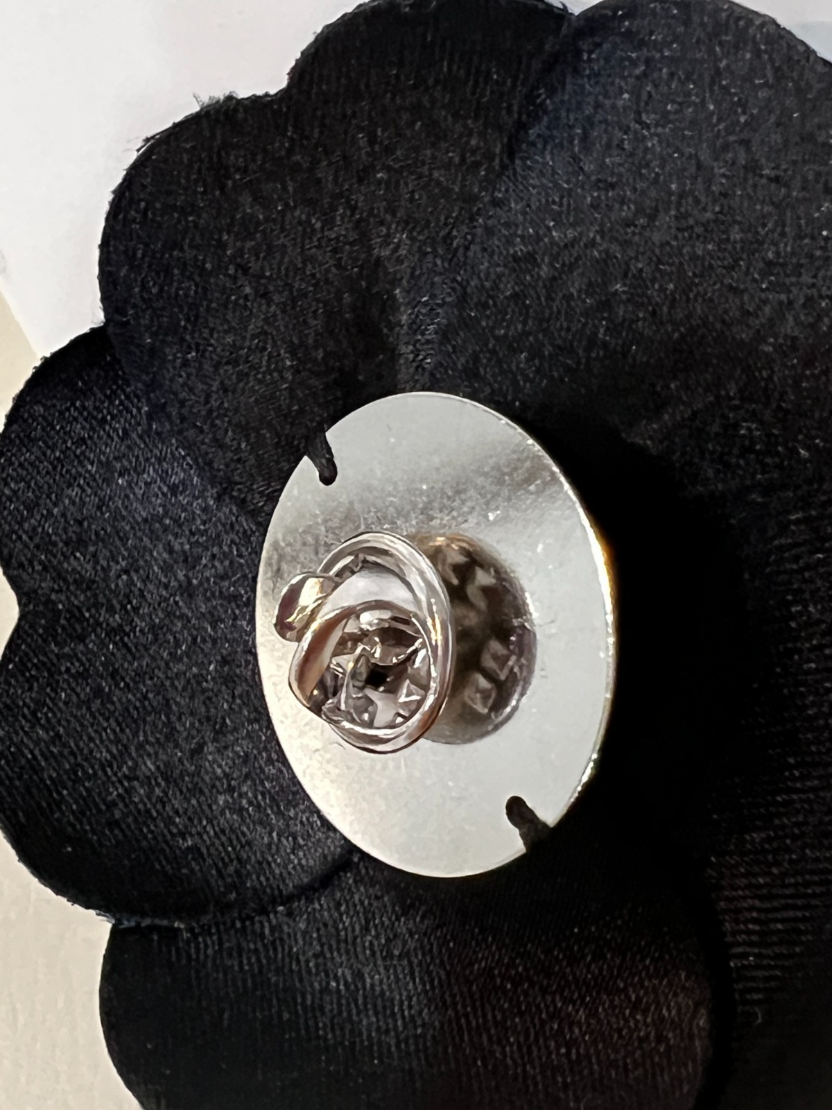 Chanel Camellia Flower - converted to brooch/pin - Navy Blue & Gold NEW IN BOX thumbnail 6