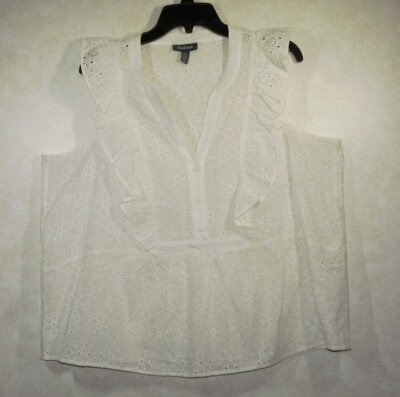 Mod Cloth Top Women 1X White Floral Eyelet V-Neck Ruffle Sleeveless