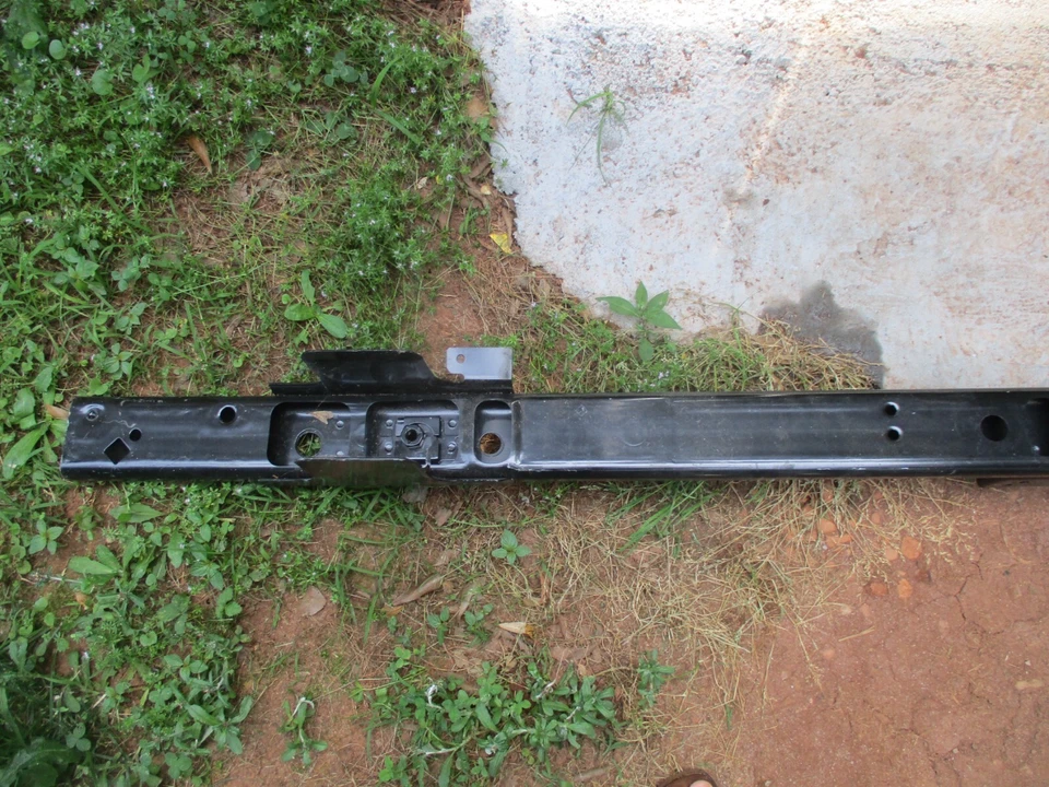 Ford Expedition 2011 2012 2013 2014 refuerzo de soporte de radiador inferior OEM Foto 2 de 4