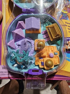Vintage 1995 Disney Tiny Collection Aladdin Polly Pocket Playcase