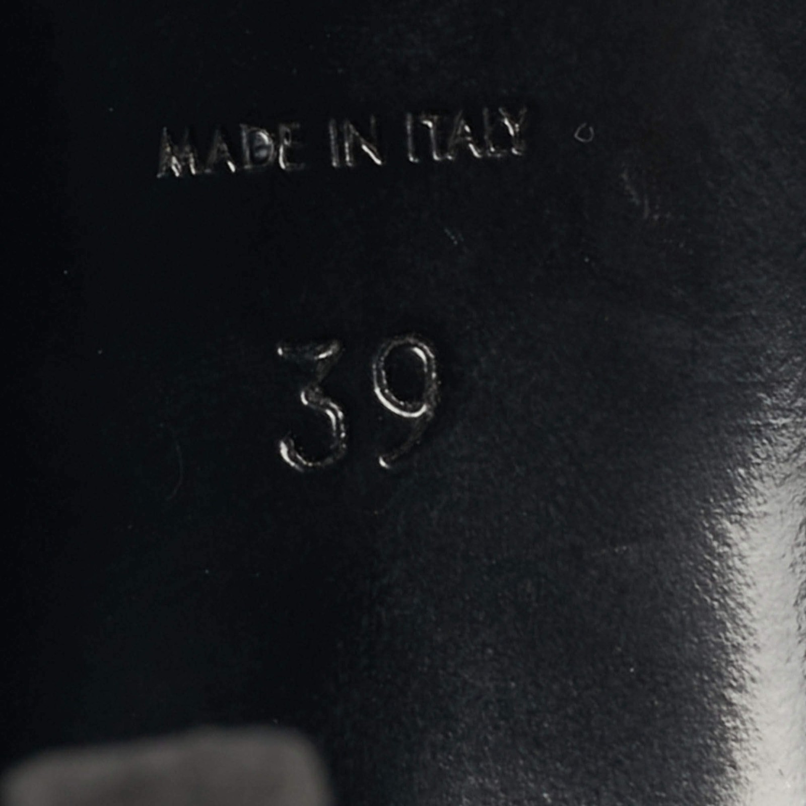 Saint Laurent Anja Size 39 Black Patent Leather Slimgback Pumps thumbnail 8