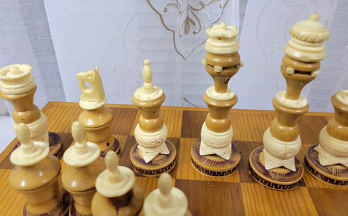 VTG Mexican Tarascan Hand Carved Wood & Bone? Chess Set Folding Wooden Board - Picture 9 of 20